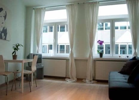 studio for just 1 month or longer rental periods